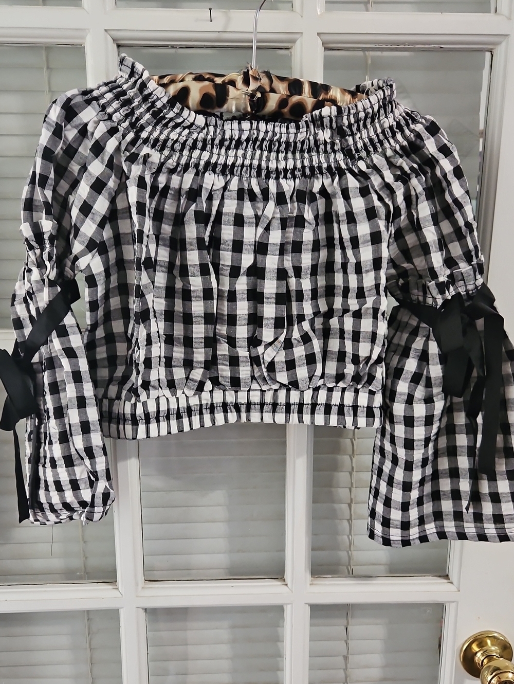 NWT Poof! Black & White Gingham Off-Shoulder Smocked Crop Top. Sz L